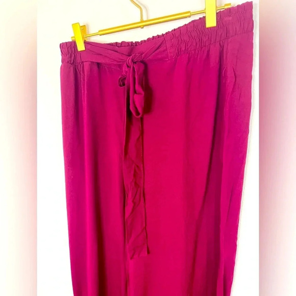 🆕 Ambiance Apparel Burgundy Tie Front Pants - Picture 2 of 6
